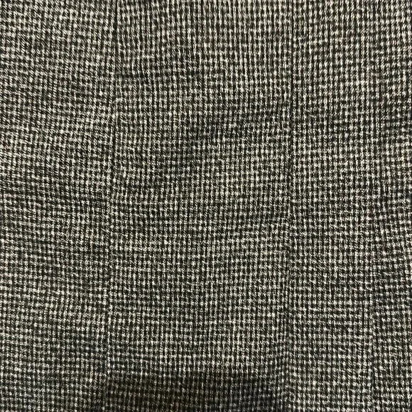 LOFT Dark Gray Pleated Mini Skirt small petite - Picture 4 of 4